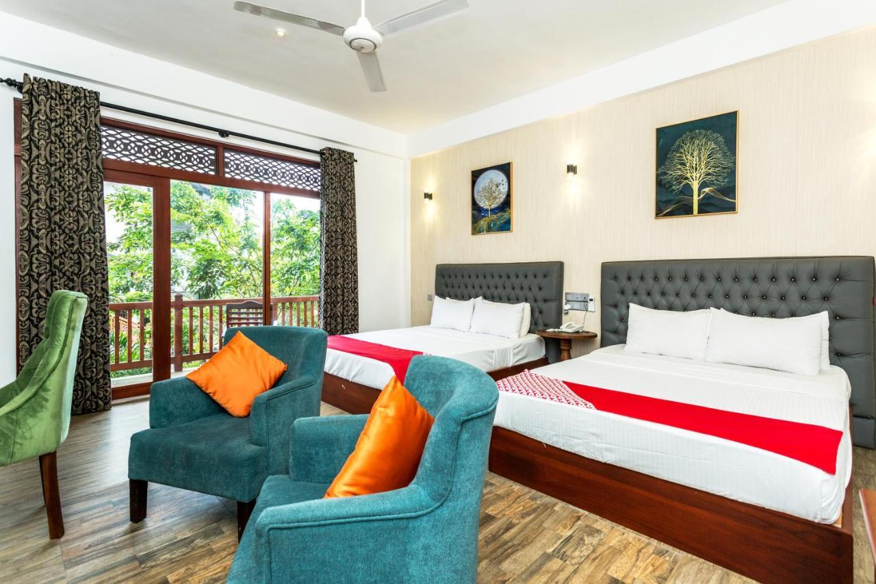 Polhena Grand Resort & Banquet Matara Eksteriør billede