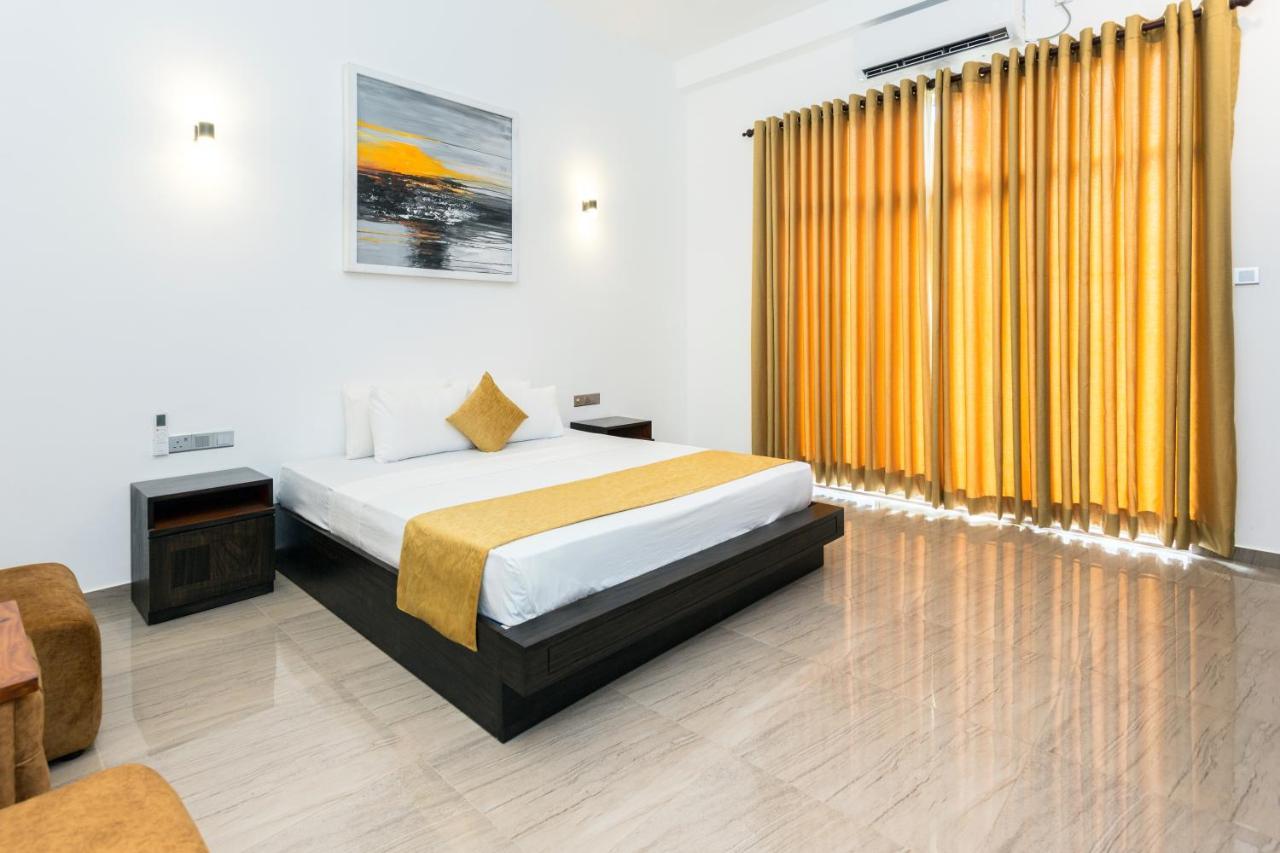 Polhena Grand Resort & Banquet Matara Eksteriør billede