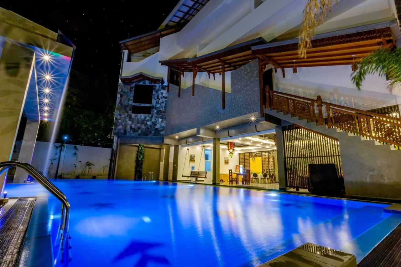 Polhena Grand Resort & Banquet Matara Eksteriør billede