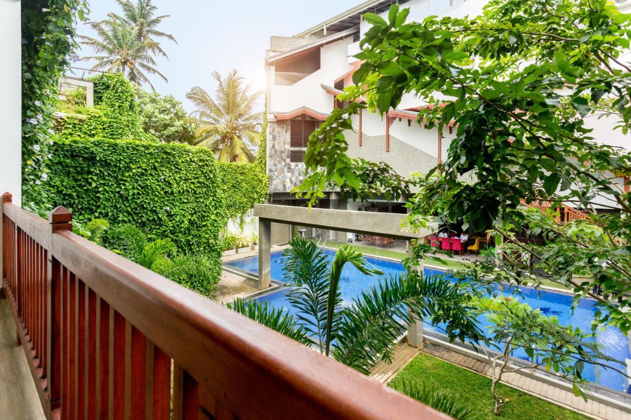 Polhena Grand Resort & Banquet Matara Eksteriør billede