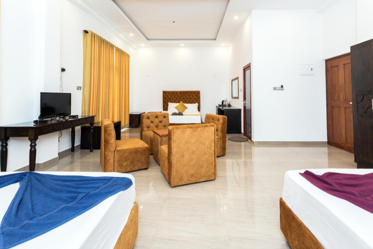 Polhena Grand Resort & Banquet Matara Eksteriør billede