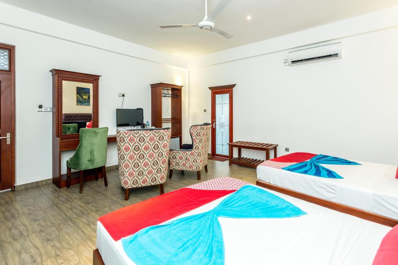 Polhena Grand Resort & Banquet Matara Eksteriør billede