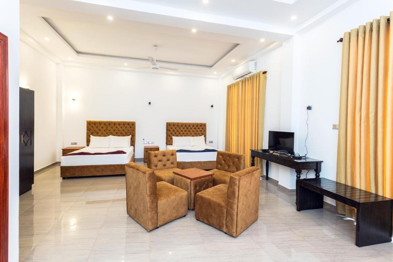Polhena Grand Resort & Banquet Matara Eksteriør billede