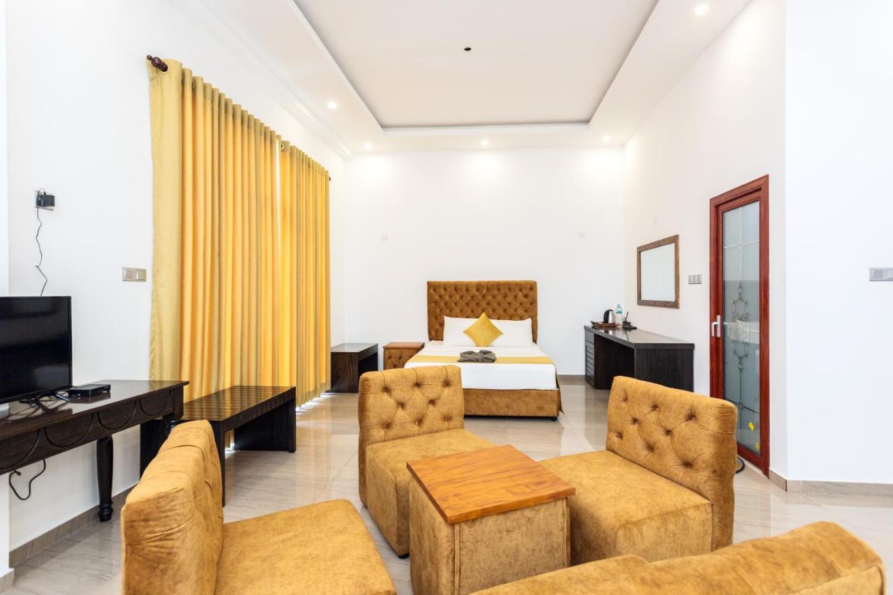 Polhena Grand Resort & Banquet Matara Eksteriør billede