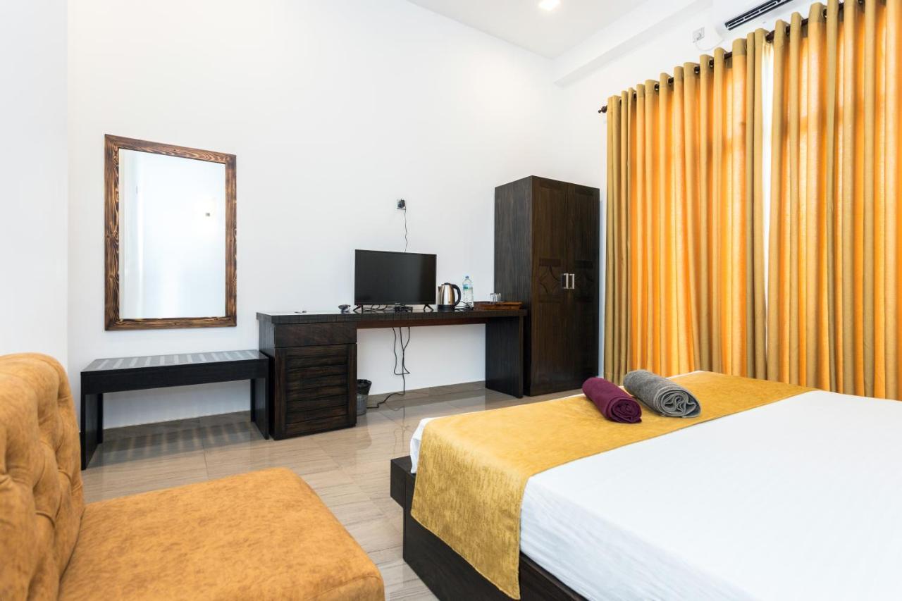 Polhena Grand Resort & Banquet Matara Eksteriør billede